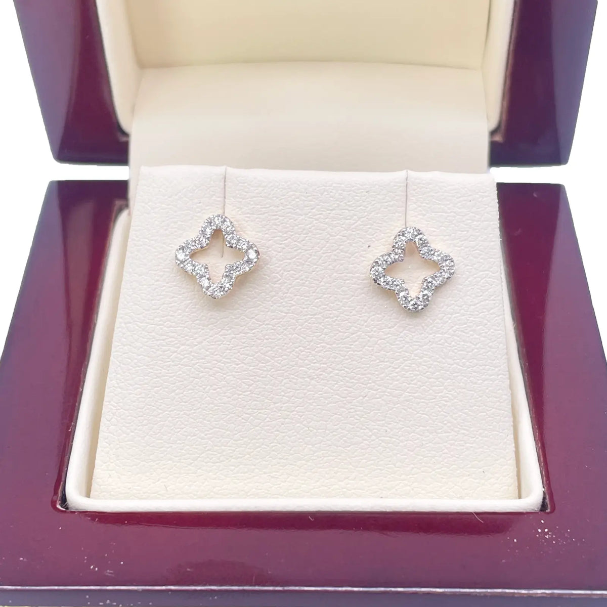 18ct Yellow Gold Diamond Clover Necklace Stud Earrings Matching Set 0.38ct