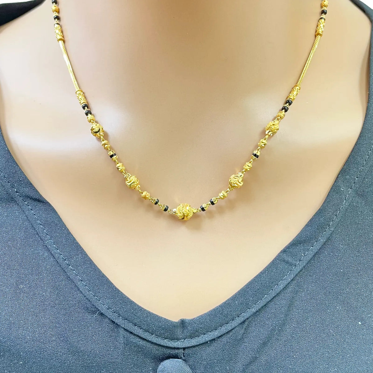 22ct Yellow Gold Diamond-Cut Textured Bead & Black Bead Mangalsutra Necklace Gold Mangalsutra