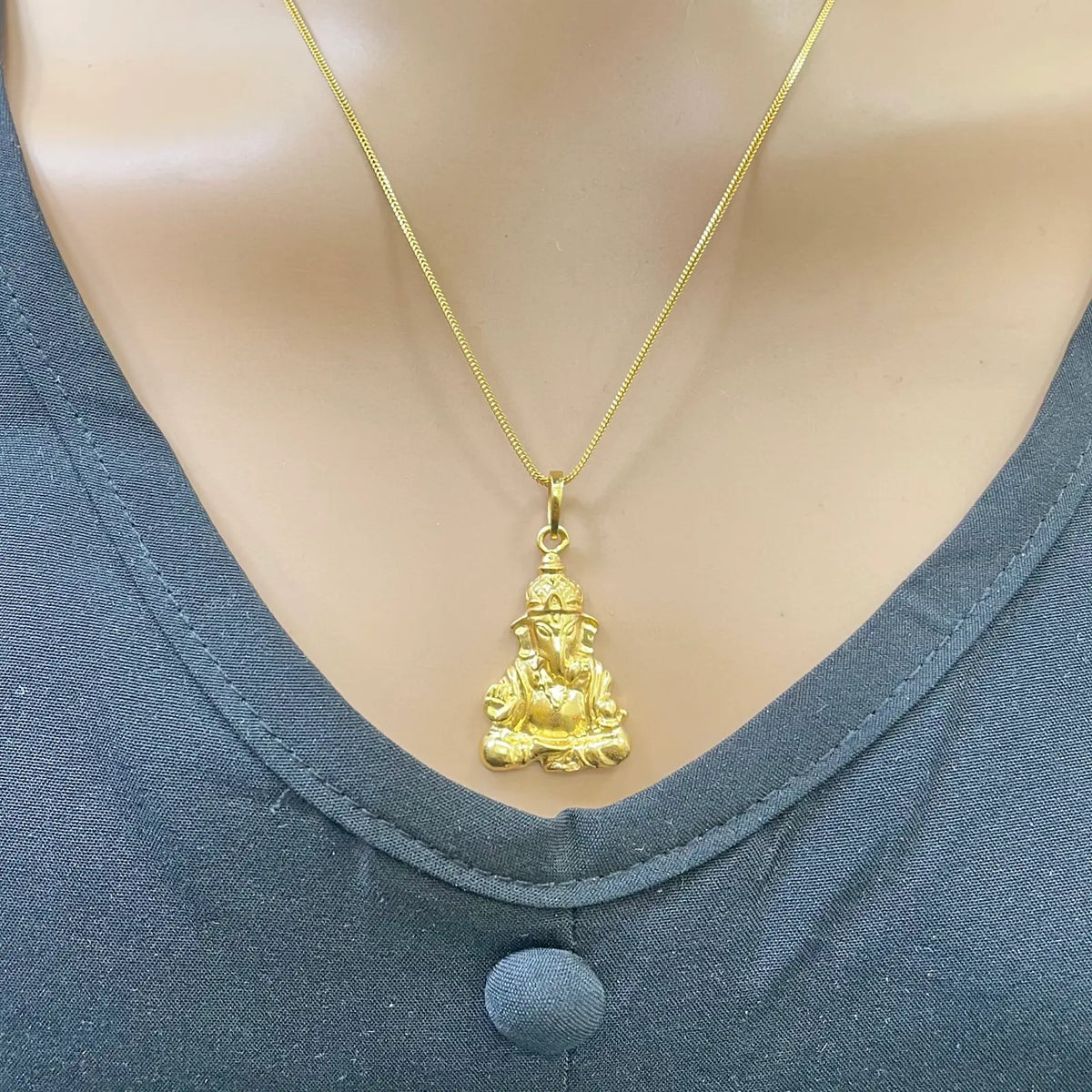 22ct Yellow Gold Ganesha Pendant ? High Polish Fine Gold, 25 x 15.5mm Gold Pendant