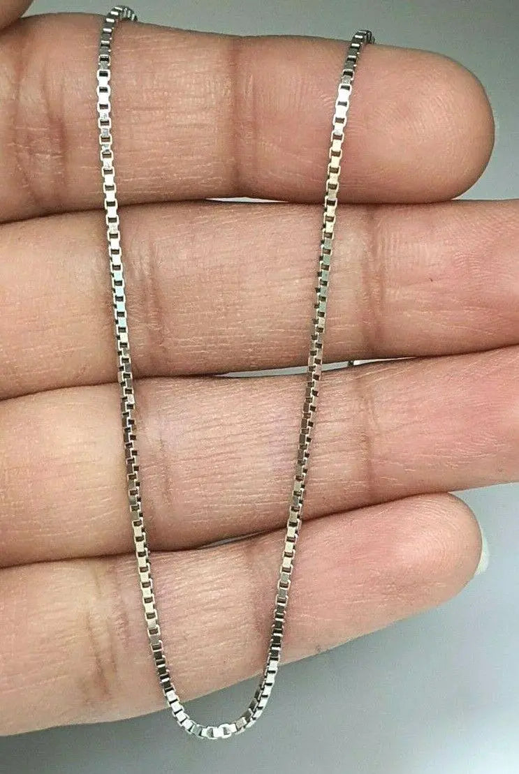 14ct White Gold Box chain/necklace Italian made 18inches