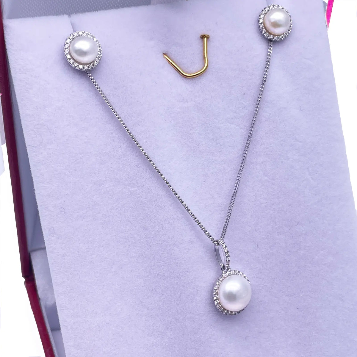 14ct White Gold Diamond Halo Pearl Stud Earrings & Pendant 2.04cts 