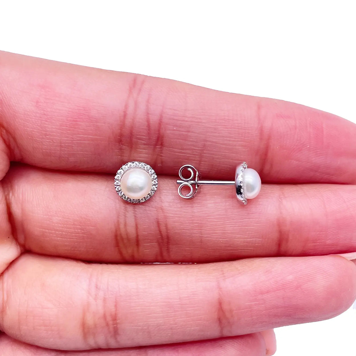 14ct White Gold Diamond Halo Pearl Stud Earrings & Pendant 2.04cts 