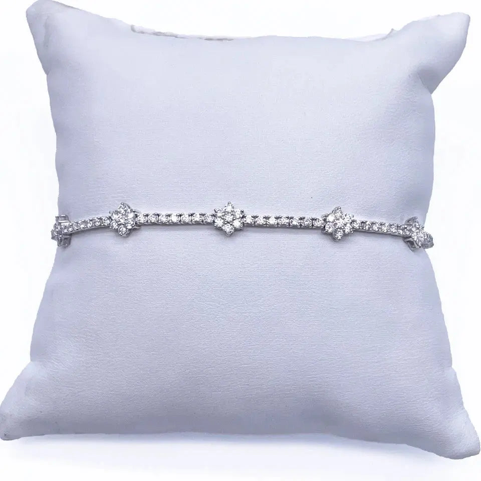 14ct White Gold Flower Shaped Tennis Bracelet 1.50ct 7 Inches  Diamond Bracelet