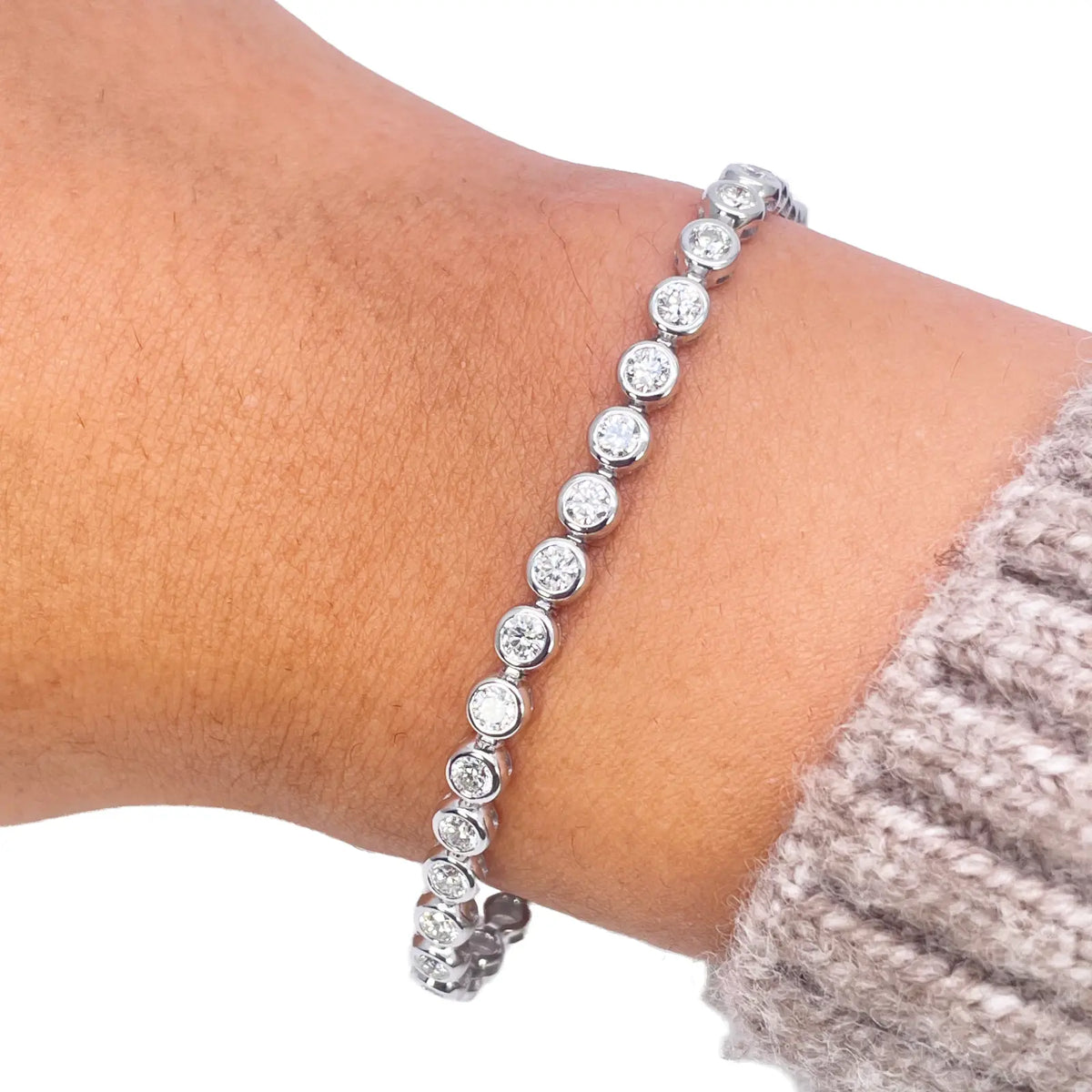 14ct White Gold Natural Diamond Bezel Tennis Bracelet 3.95ct 7 inches  Diamond Bracelets