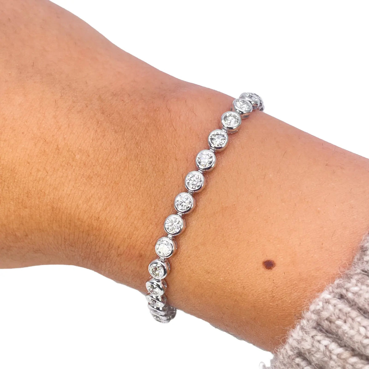 14ct White Gold Natural Diamond Bezel Tennis Bracelet 5.54ct 7inches  Diamond Bracelets