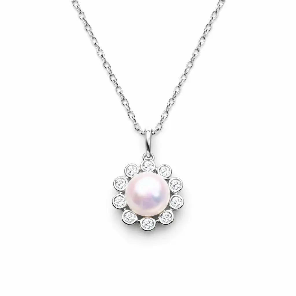 14ct White Gold Pearl & Round Diamond Framed Pendant Necklace 2.37ct  Diamond Necklace