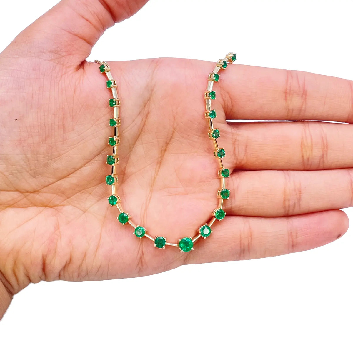 14ct Yellow Gold Natural Round Emerald 4-Claw Chain Necklace 17 inch 2.73ct 