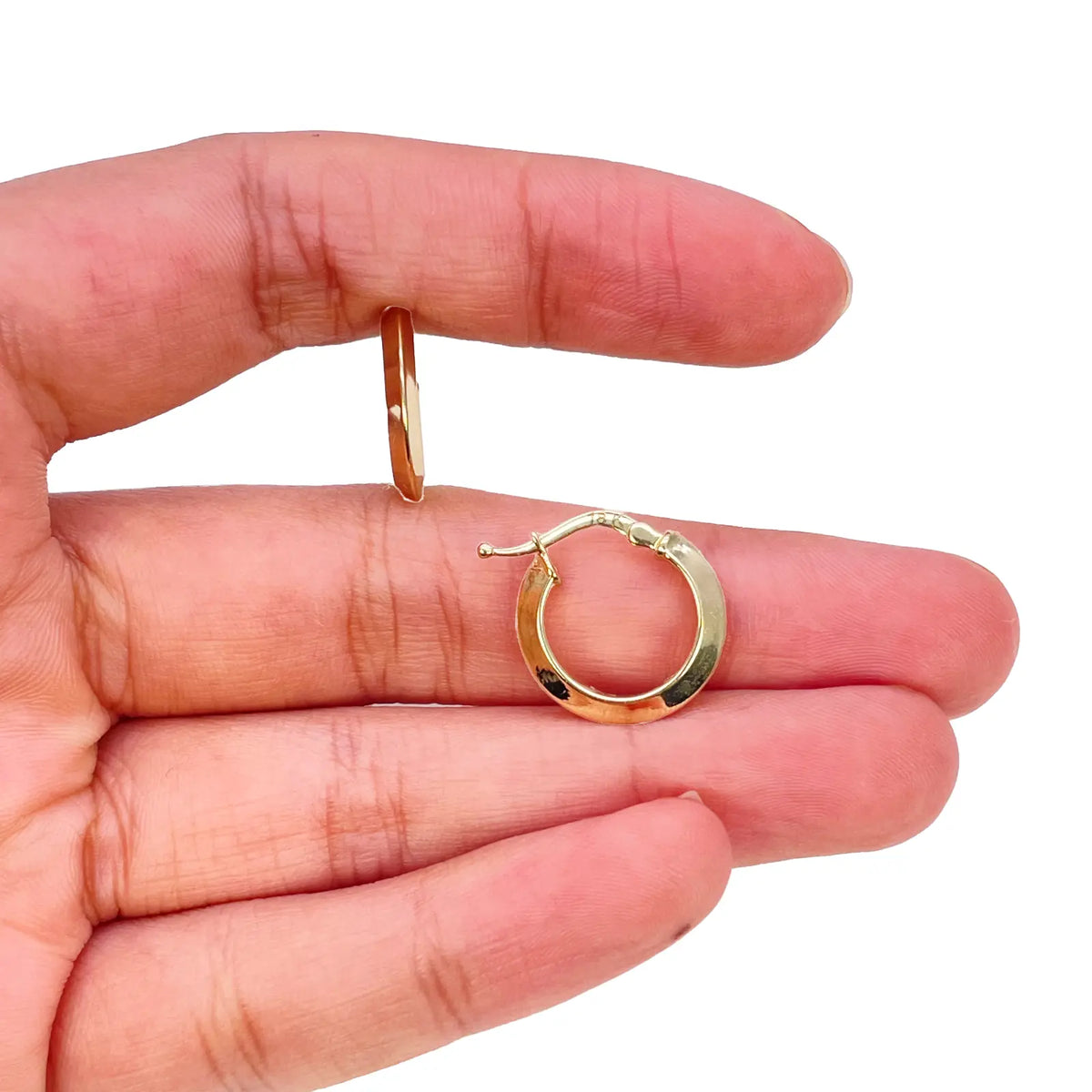 18ct Gold Hoop High Polished Diamond Cut Huggie Earrings 10.5mm Diameter  Gold earring