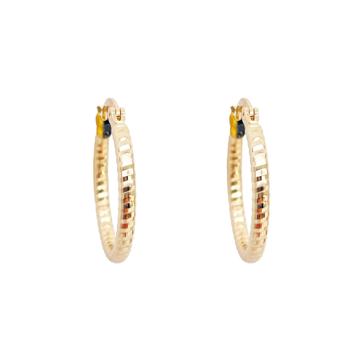 18ct Gold Hoop High Polished Diamond Cut Huggie Earrings 15mm Diameter 