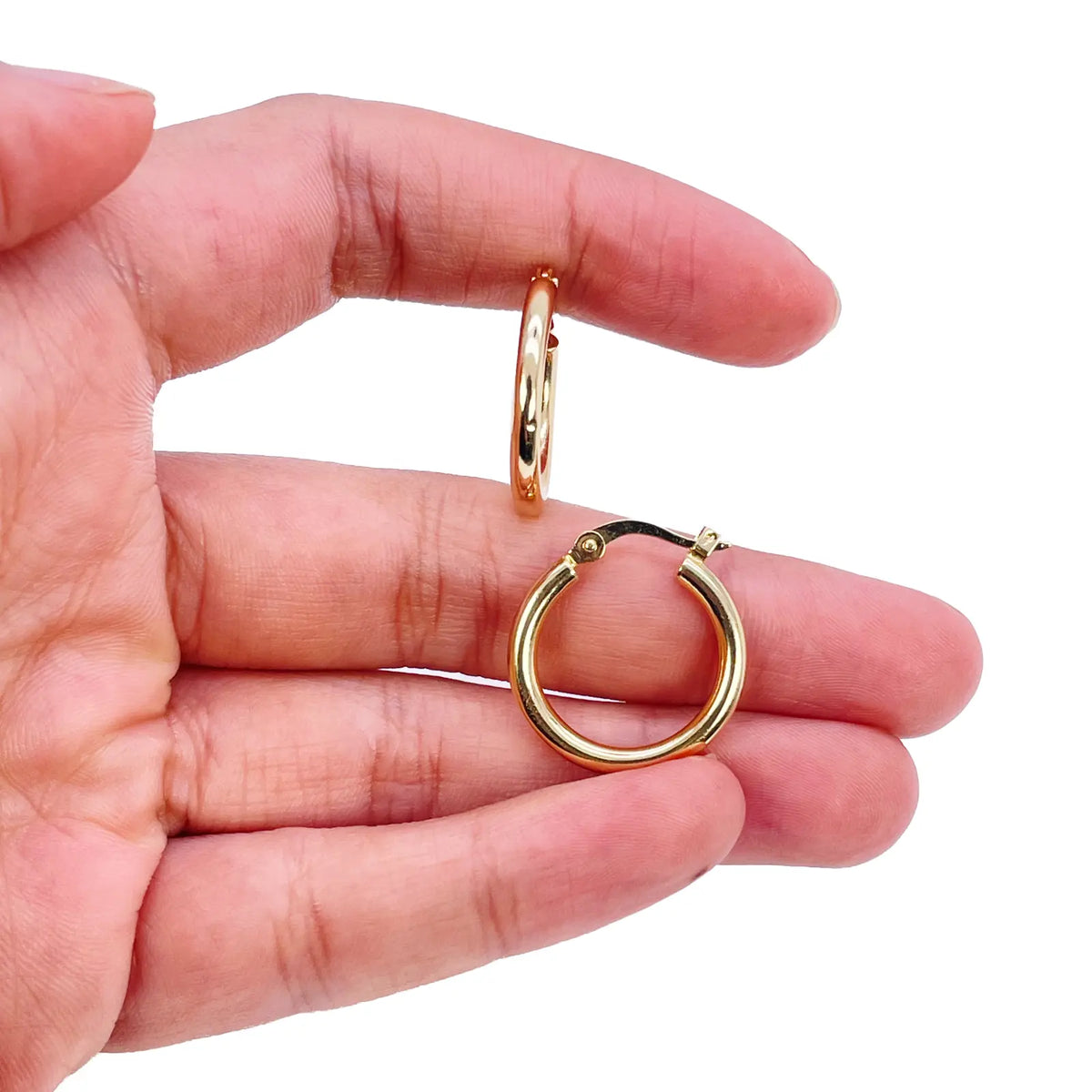 18ct Gold Hoop High Polished Minimalist Earrings 14.5mm Diameter  Diamond bracelet
