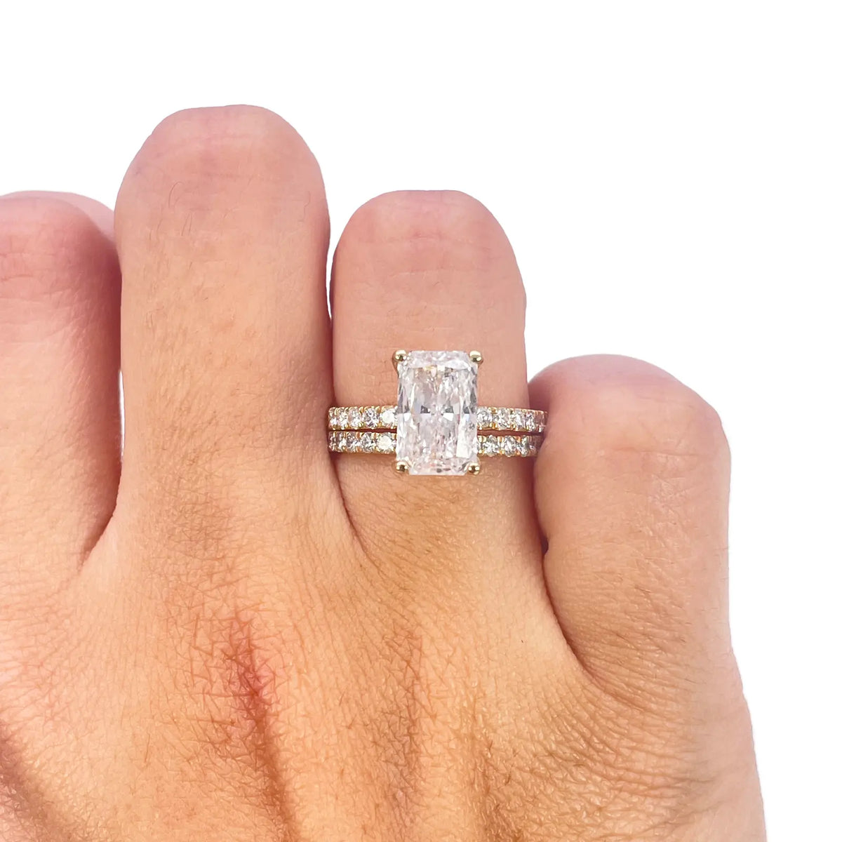 18ct Gold IGI Certified Lab-Grown Radiant Diamond Ring with Hidden Halo, 3.30ct  Diamond Ring