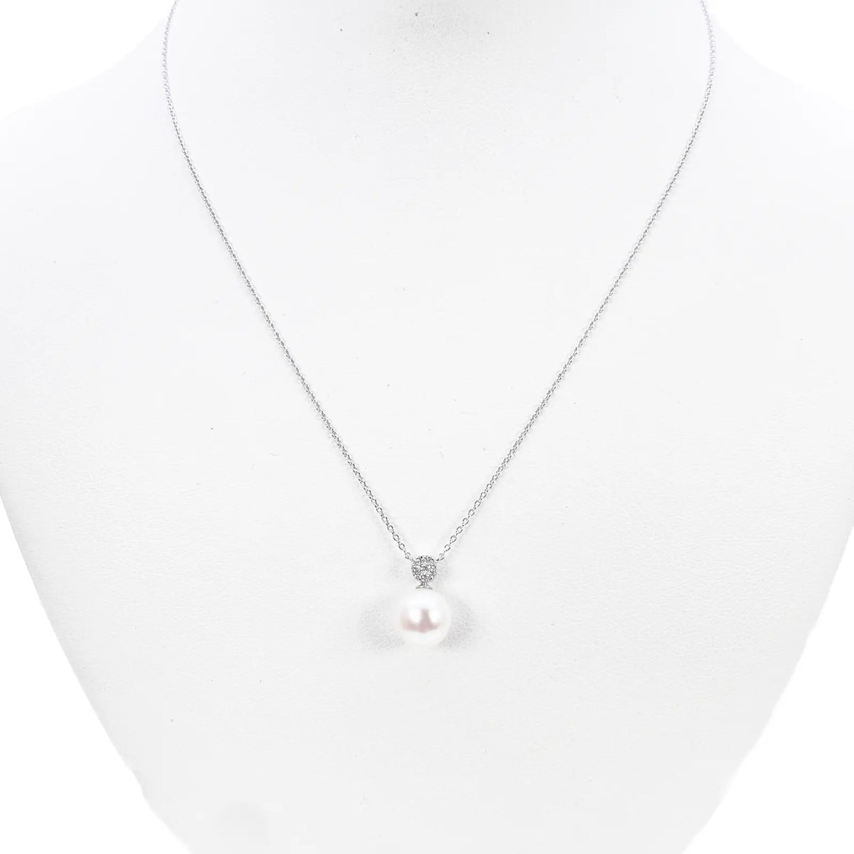 18ct Gold Natural Freshwater Pearl & Diamond Pendant Necklace 0.05ct 17 Inches 