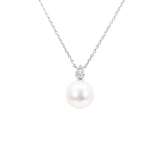 18ct Gold Natural Freshwater Pearl & Diamond Pendant Necklace 0.05ct 17 Inches 