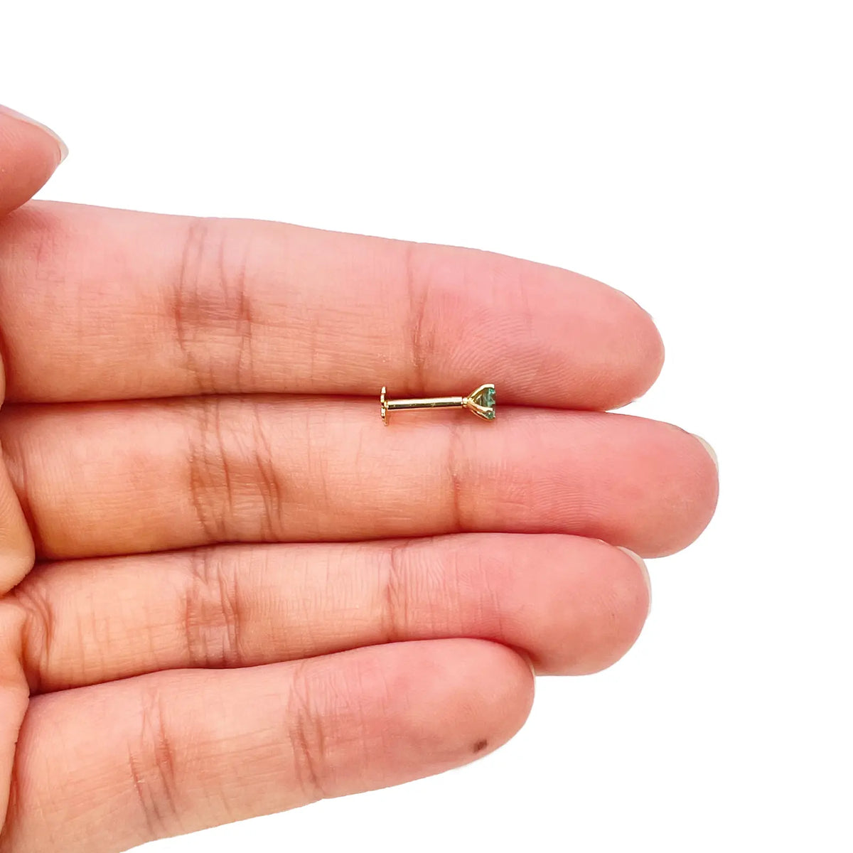 18ct Gold Natural Round Emerald 4-Claw Nose Stud Pin 0.10ct 2.9mm Width 