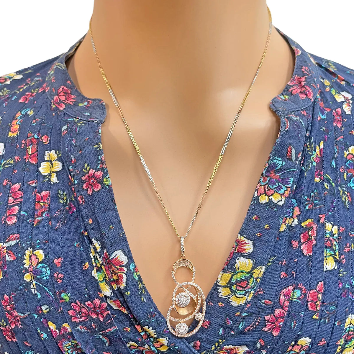 18ct Rose Gold Tri-Colour Chain & A Beautiful Unique Swirl Cubic Zirconia Pendant 19.5Inches 