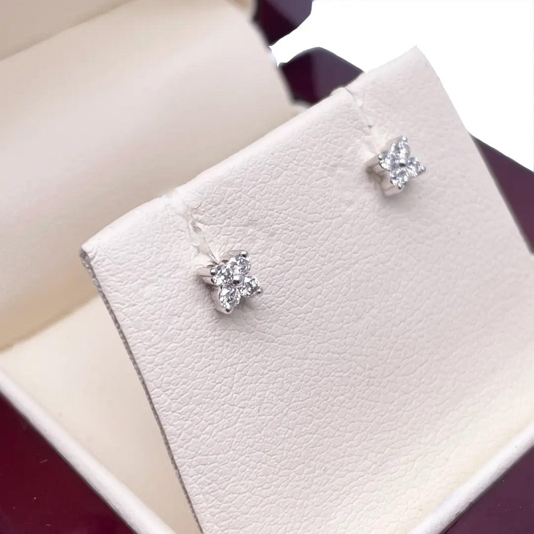 18ct White Gold 4-Claw Natural Diamond Children's Flower Stud Earrings 0.14ct 