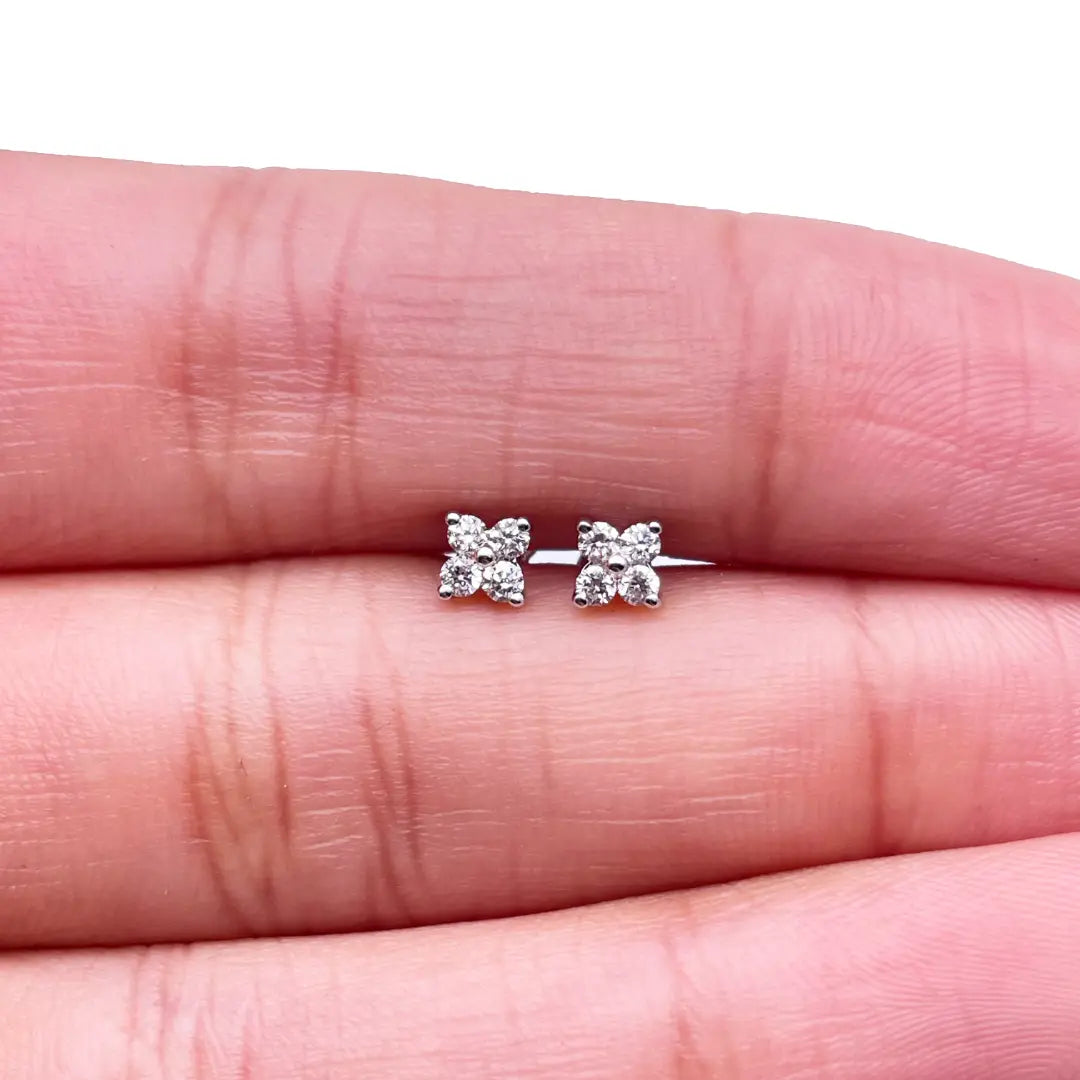 18ct White Gold 4-Claw Natural Diamond Children's Flower Stud Earrings 0.14ct 