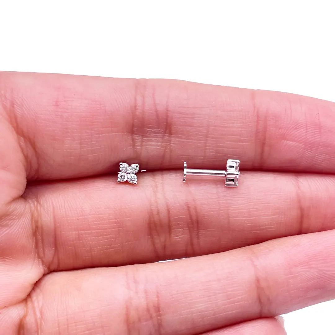18ct White Gold 4-Claw Natural Diamond Children's Flower Stud Earrings 0.14ct 