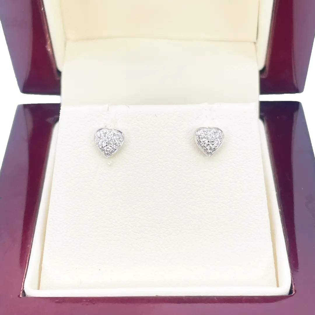 18ct White Gold Childrens Round Natural Diamond Heart Shape Stud Earrings 0.14ct 