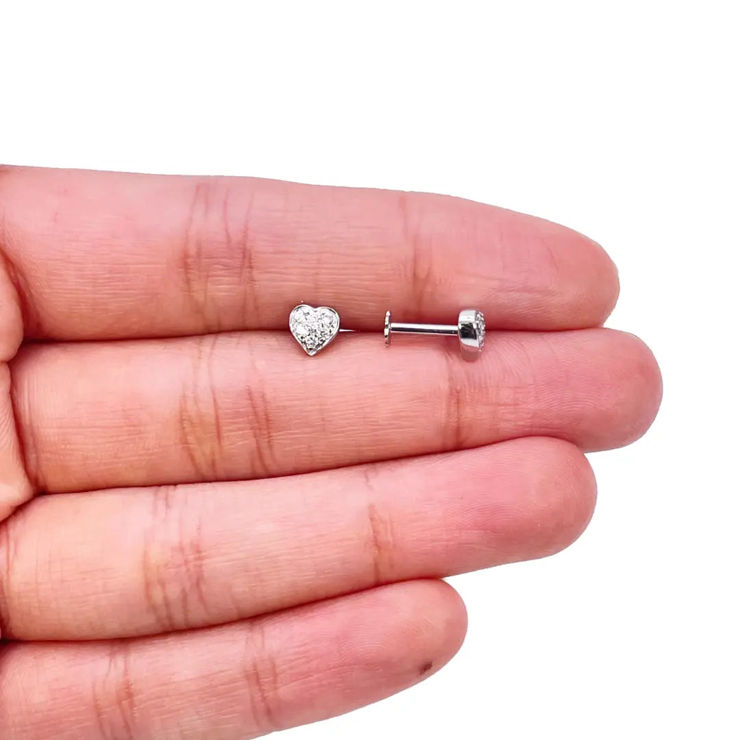 18ct White Gold Childrens Round Natural Diamond Heart Shape Stud Earrings 0.14ct 