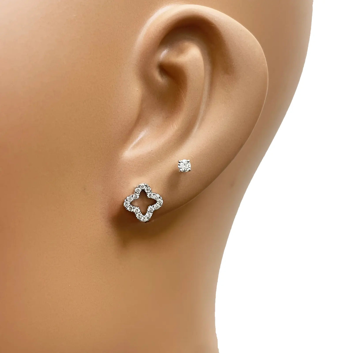 18ct White Gold Diamond Clover Stud Earrings 0.23ct 