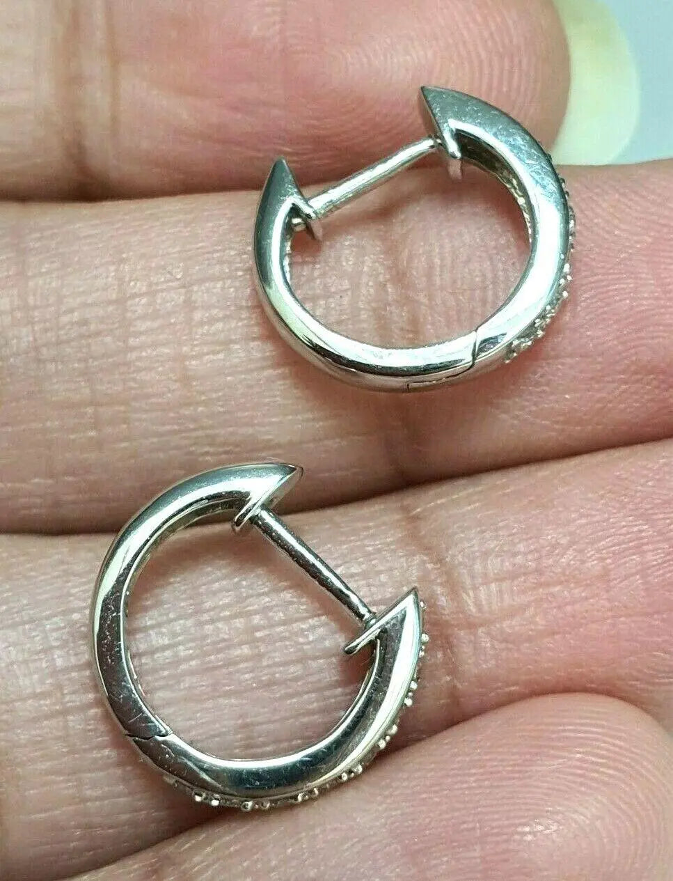 18ct White Gold Diamond Set Pair of Hoop Earrings 0.19ct 14mm wide  Diamond earring