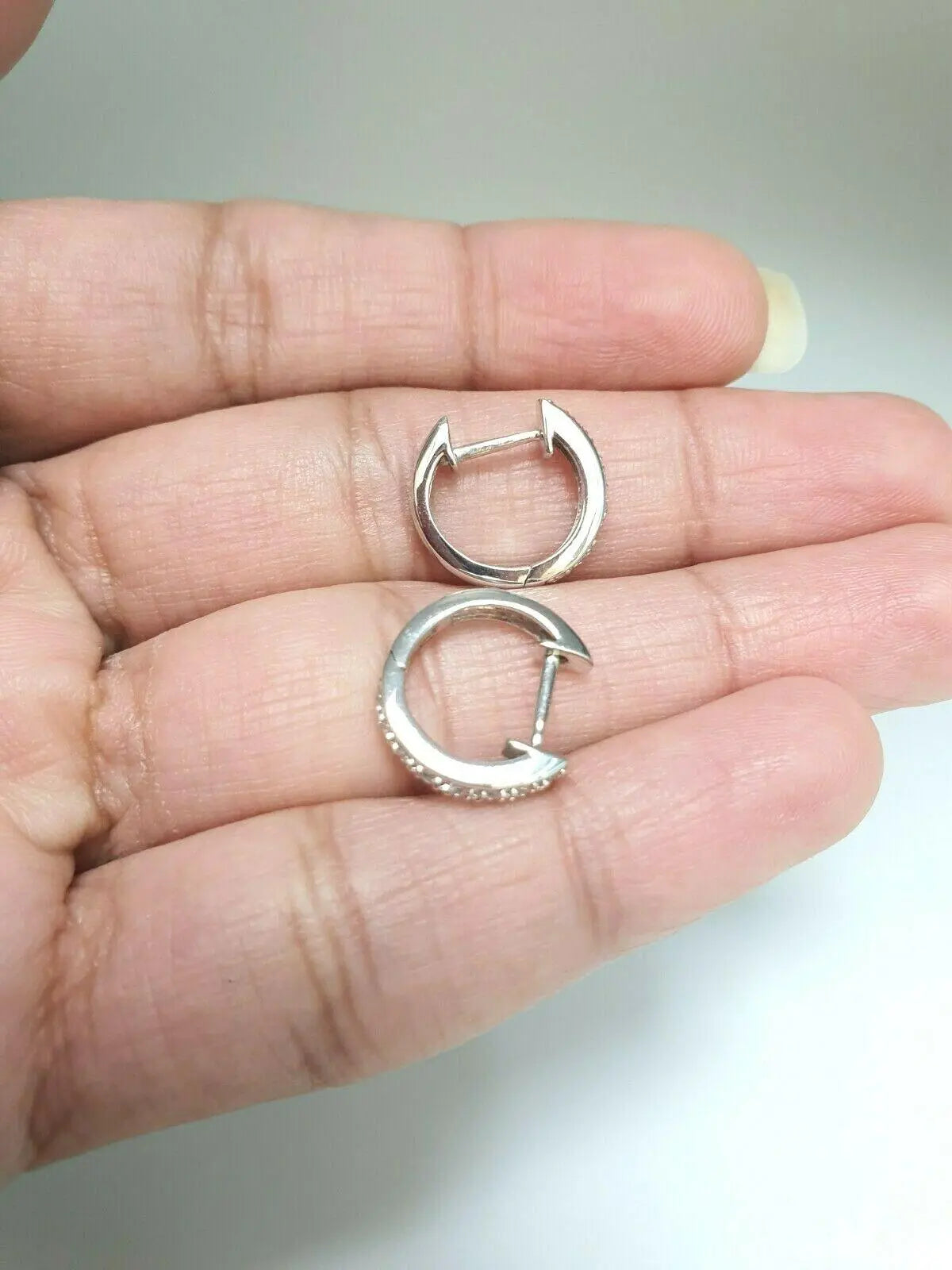 18ct White Gold Diamond Set Pair of Hoop Earrings 0.19ct 14mm wide  Diamond earring