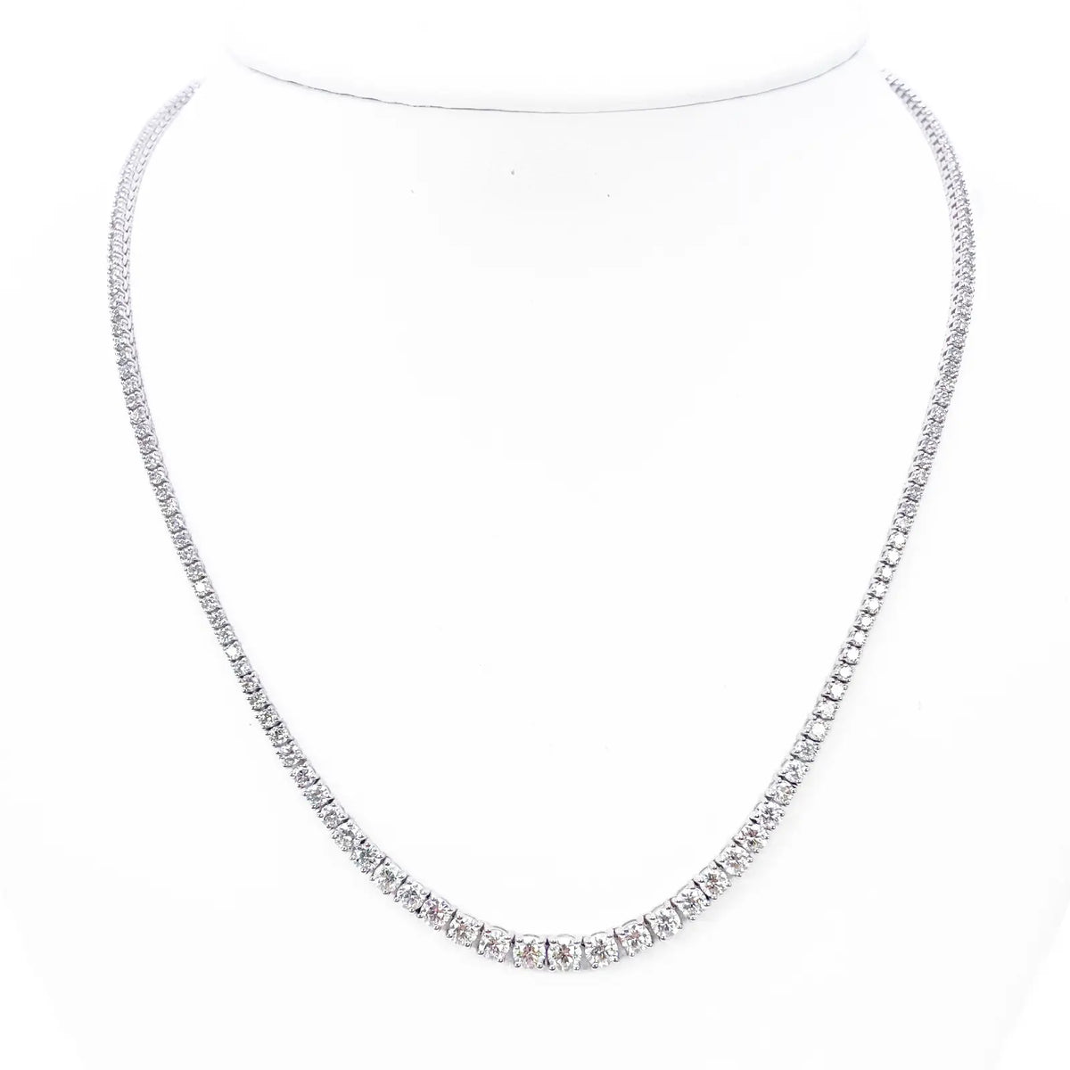 18ct White Gold Graduated Natural Diamond 8.16ct Tennis Necklace 17 Inches 