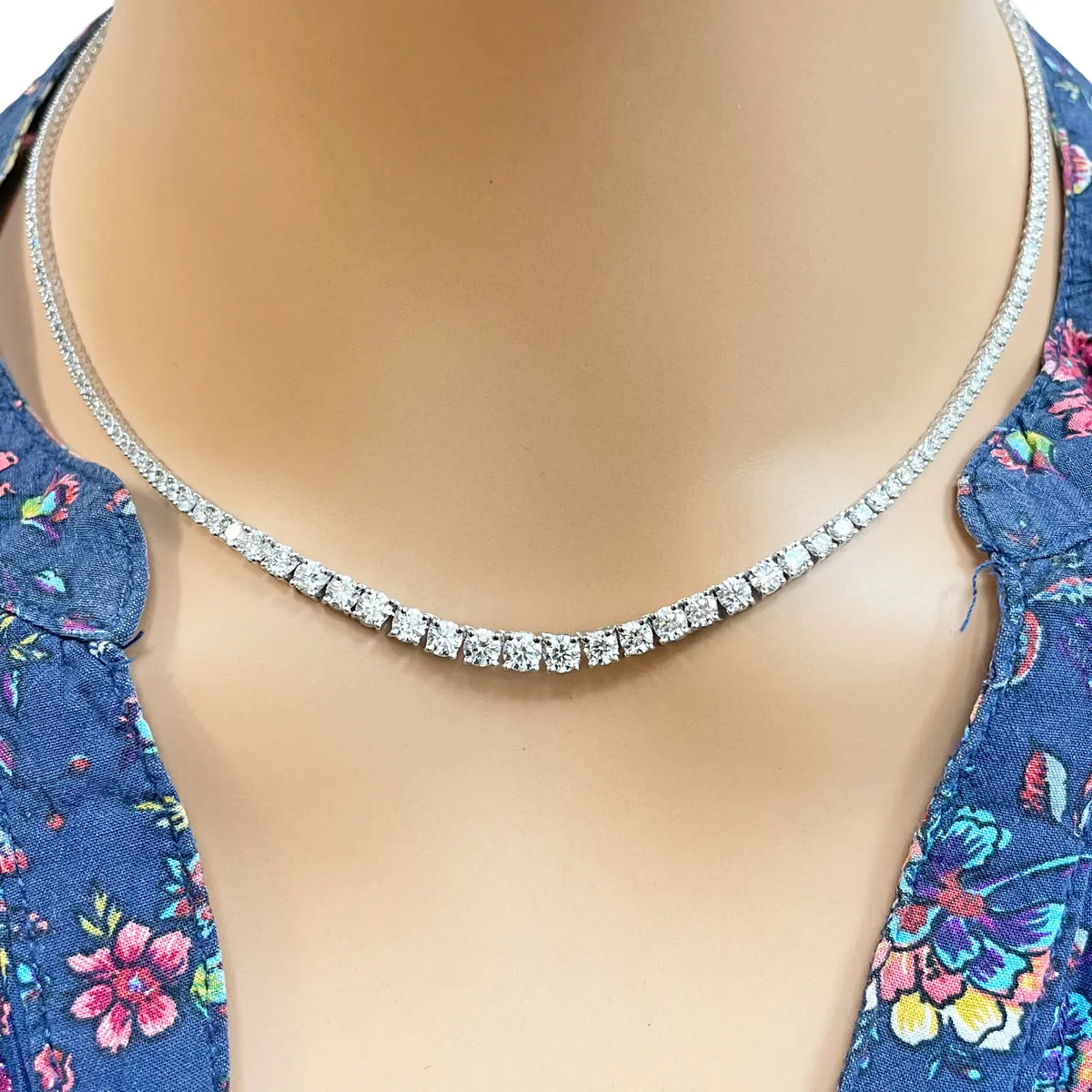 18ct White Gold Graduated Natural Diamond 8.16ct Tennis Necklace 17 Inches 