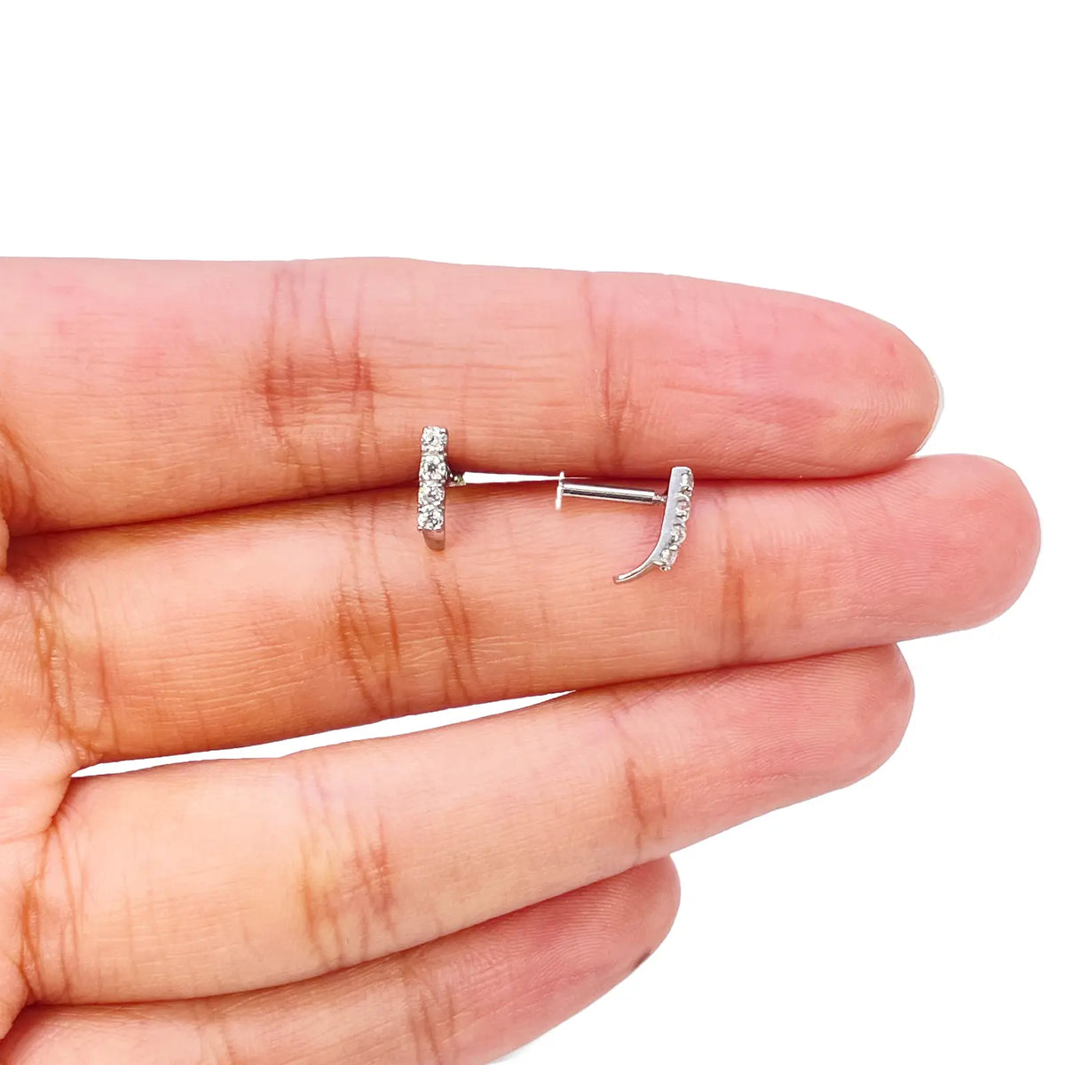 18ct White Gold High Polished Five Stone Cubic Zirconia Childrens Earrings 9mm Length 