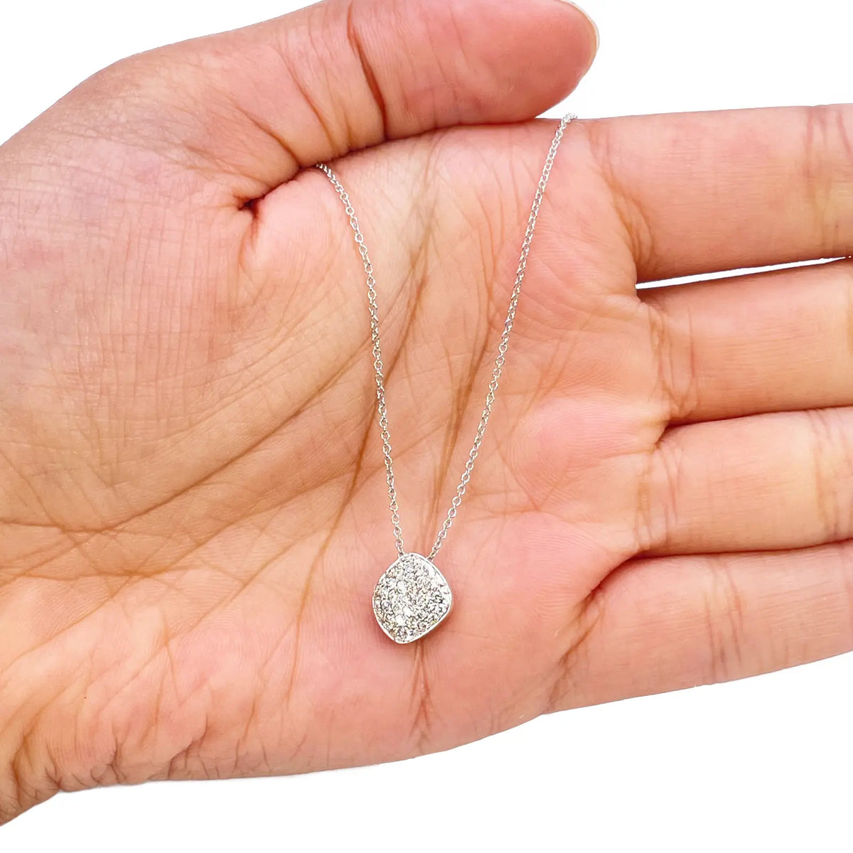 18ct White Gold Natural Diamond 0.27ct Cluster Square Pendant Necklace 18''inches 