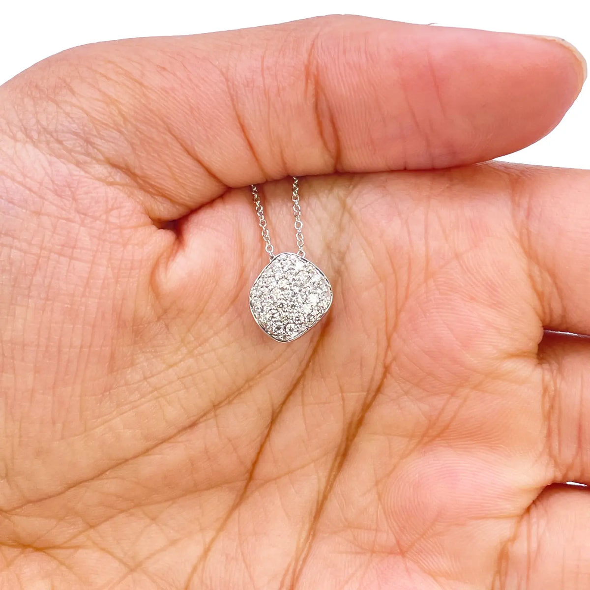 18ct White Gold Natural Diamond 0.27ct Cluster Square Pendant Necklace 18''inches 