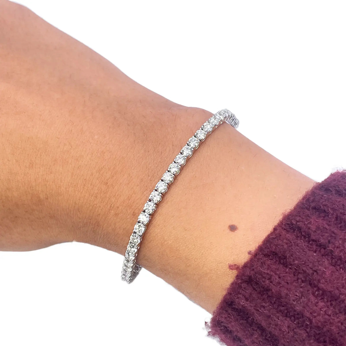 18ct White Gold Natural Diamond 4-Claw Tennis Bracelet 5.69ct 7 inches  Diamond Bracelets