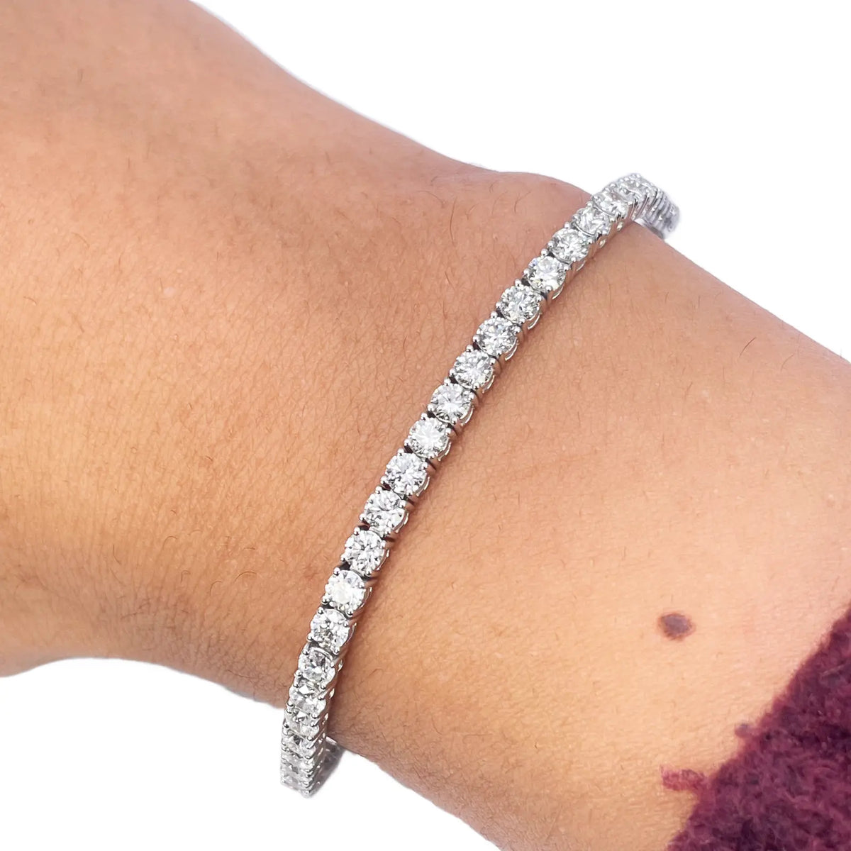18ct White Gold Natural Diamond 4-Claw Tennis Bracelet 5.69ct 7 inches  Diamond Bracelets