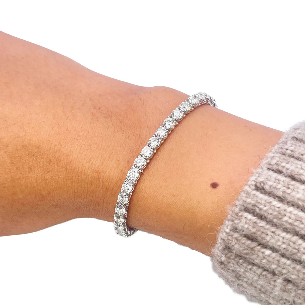 18ct White Gold Natural Diamond 4-Claw Tennis Bracelet 8.45ct 7 Inches  Diamond Bracelets