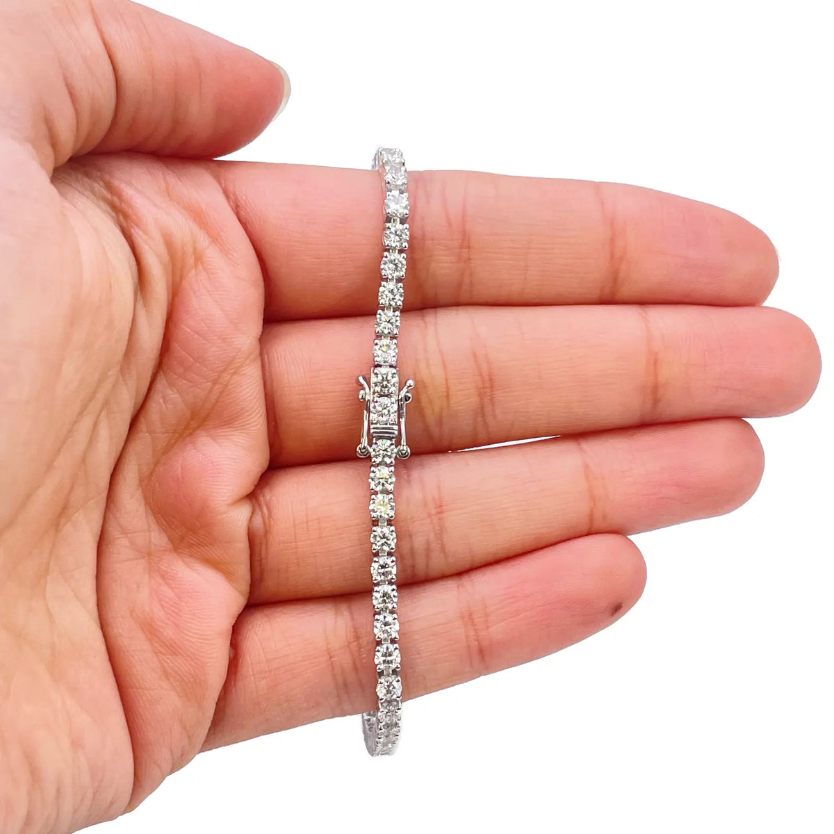18ct White Gold Natural Diamond Tennis Bracelet Prong 5.36ct 7 Inches IGI Cert¬† Diamond Bracelets