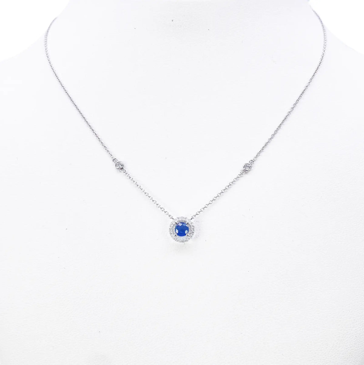 18ct White Gold Natural Round Diamond & Sapphire Halo Necklace 0.45ct 