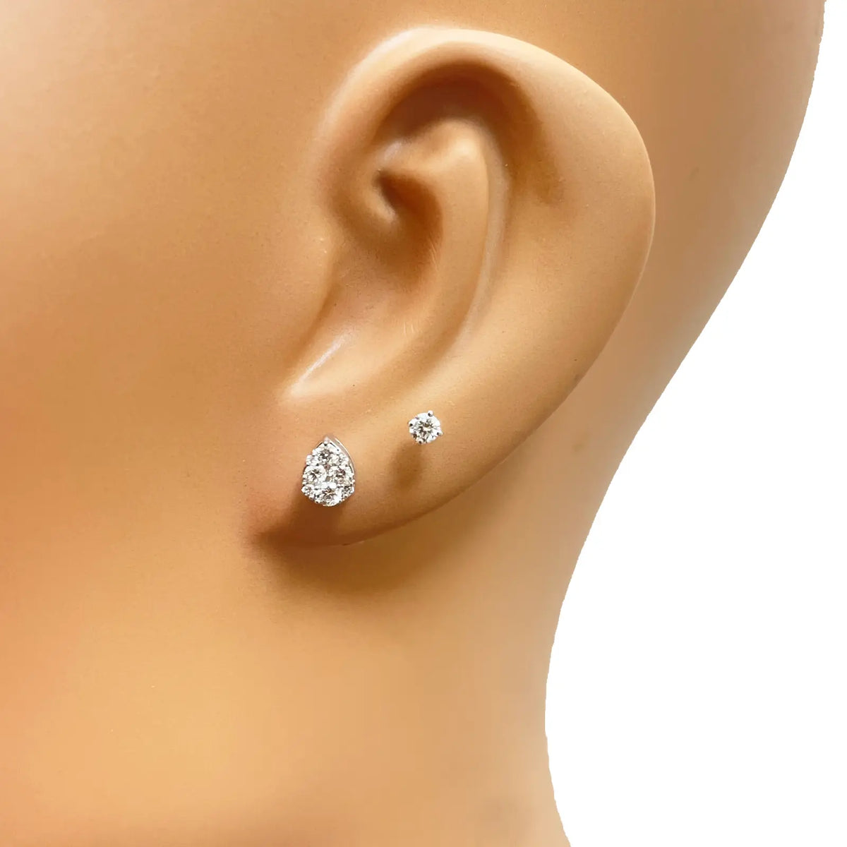 18ct White Gold Round Diamonds Teardrop Studs Earrings 0.33ct 