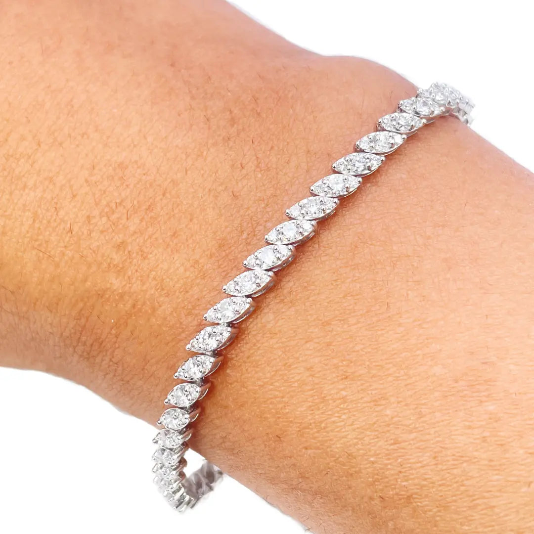 18ct White Gold & Natural Diamond Leaf Marquise Style Tennis Bracelet 3.21ct  Diamond Bracelets