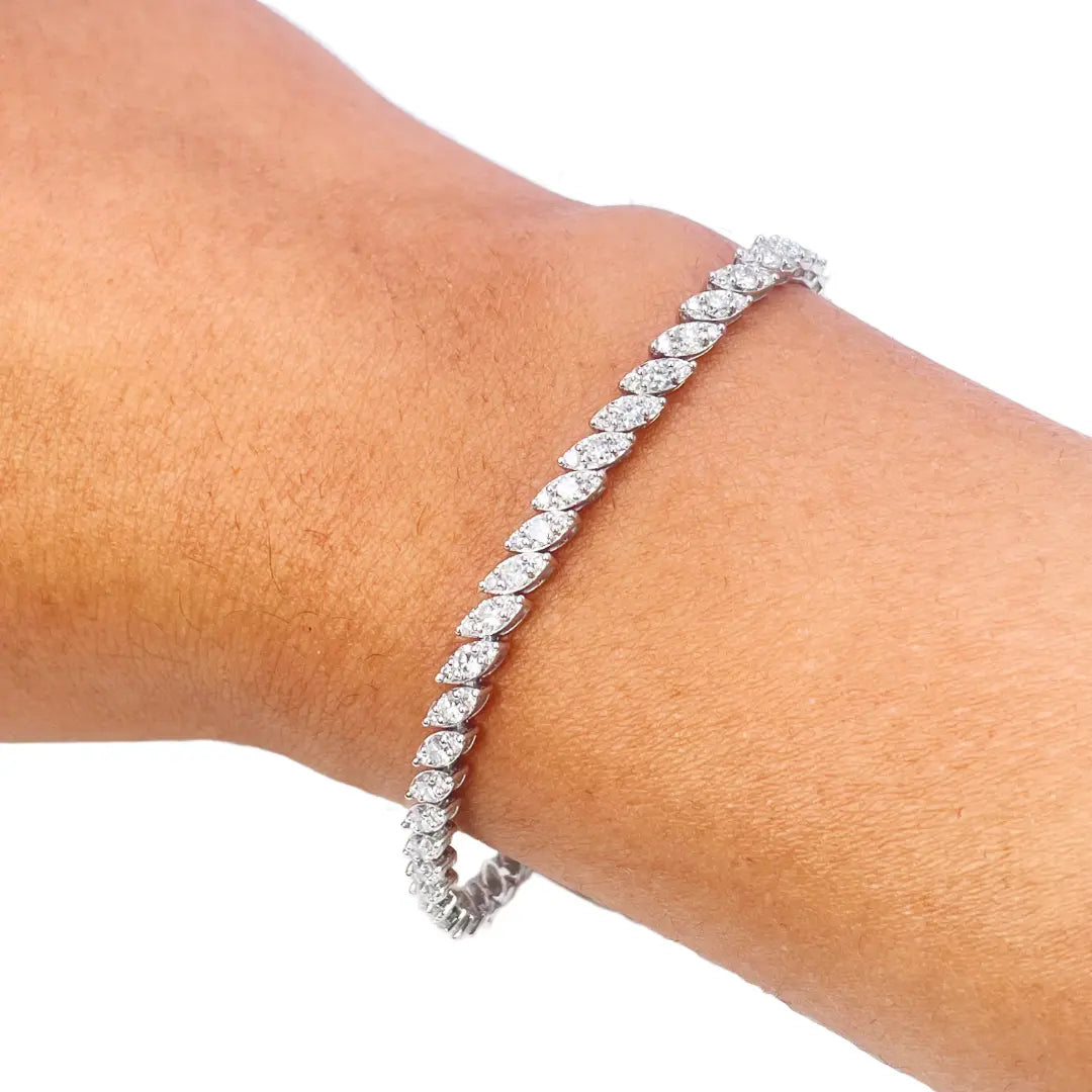 18ct White Gold & Natural Diamond Leaf Marquise Style Tennis Bracelet 3.21ct  Diamond Bracelets