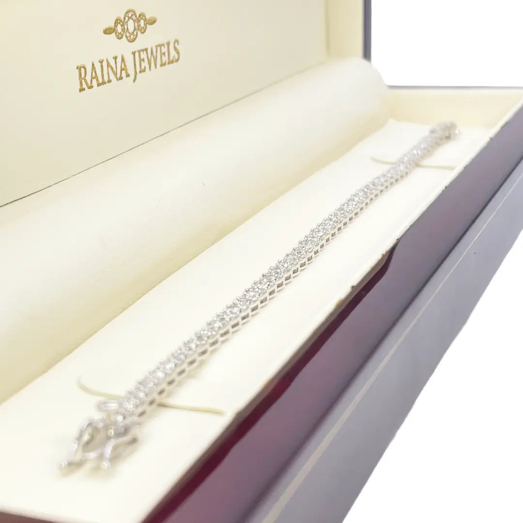18ct White Gold & Natural Diamond Leaf Marquise Style Tennis Bracelet 3.21ct  Diamond Bracelets