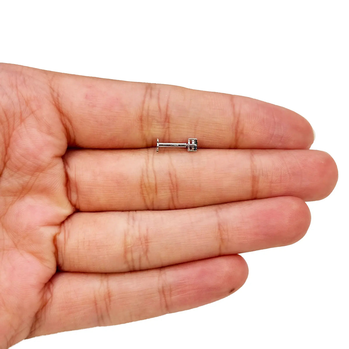 18ct White Or Rose Gold Blue Diamond Nose Stud Pin 0.08ct 4 claw 2.6mm Width  Body Piercings