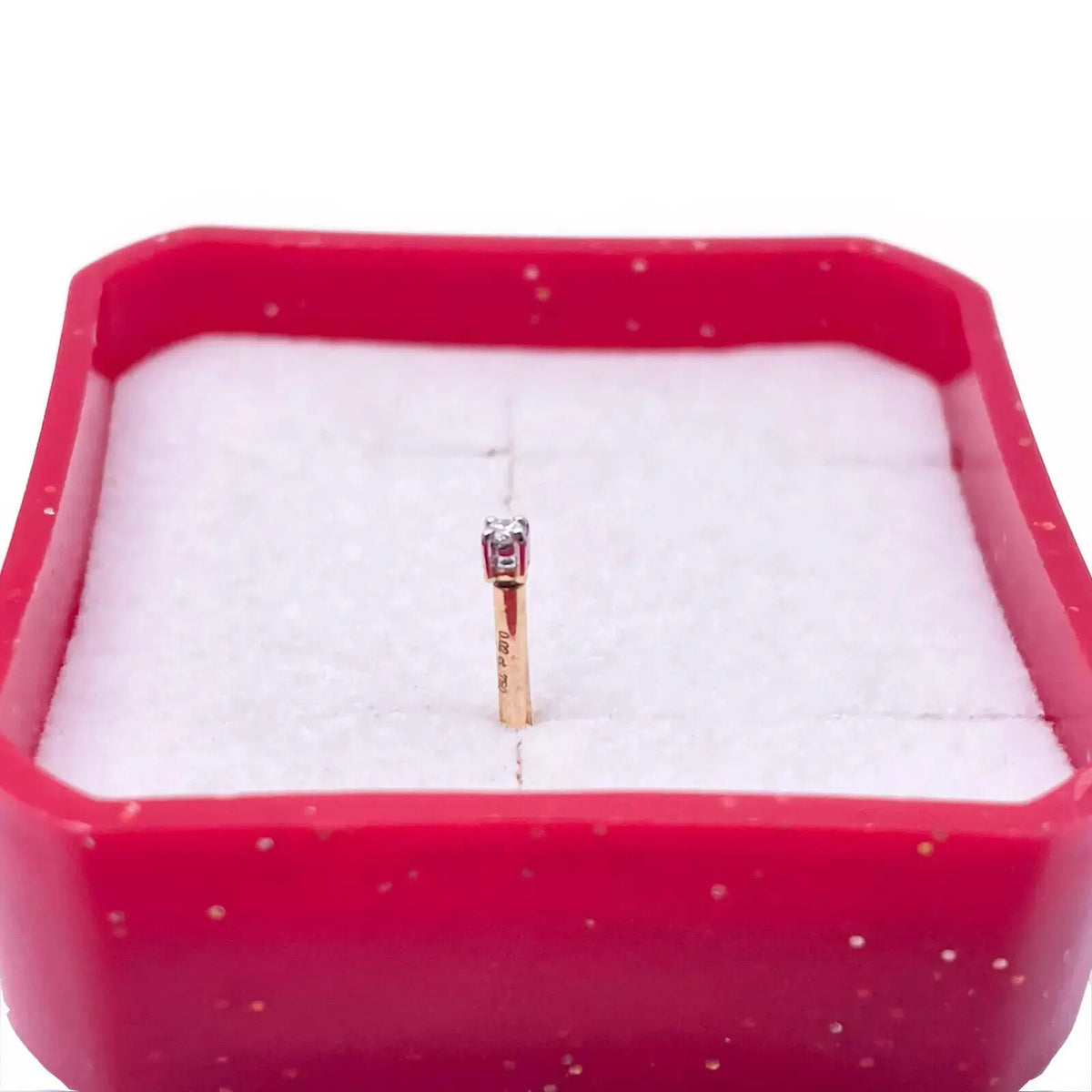 18ct White Or Yellow Gold Diamond Nose Stud Pin 0.02ct 4 claw 1.7mm Width  Body Piercings