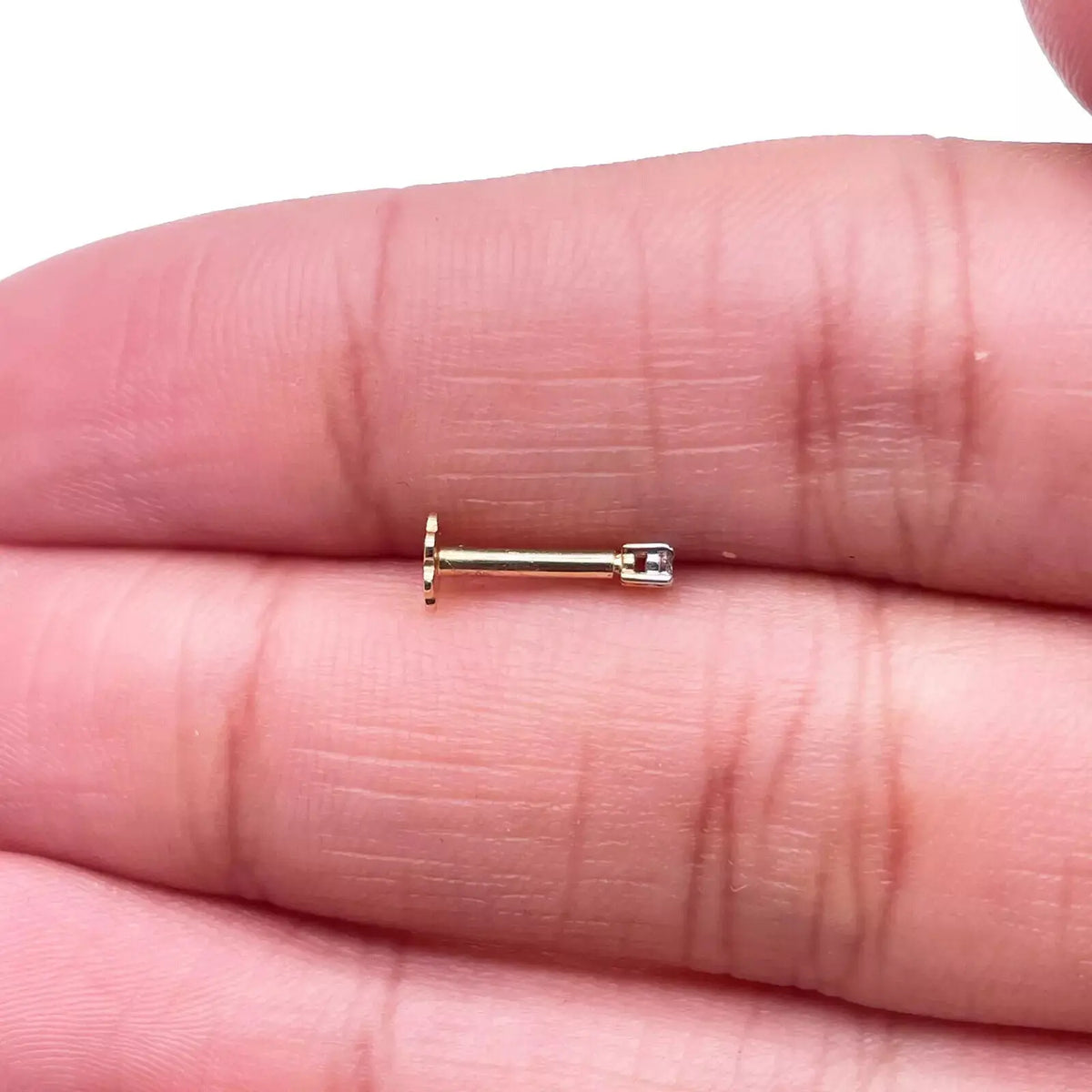 18ct White Or Yellow Gold Diamond Nose Stud Pin 0.02ct 4 claw 1.7mm Width  Body Piercings