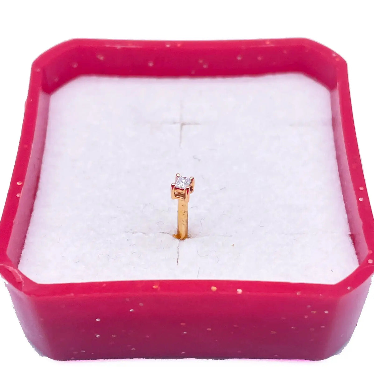 18ct White Or Yellow Gold Princess Diamond Nose Stud Pin 0.03ct 4 claw 2.2mm  Body Piercings