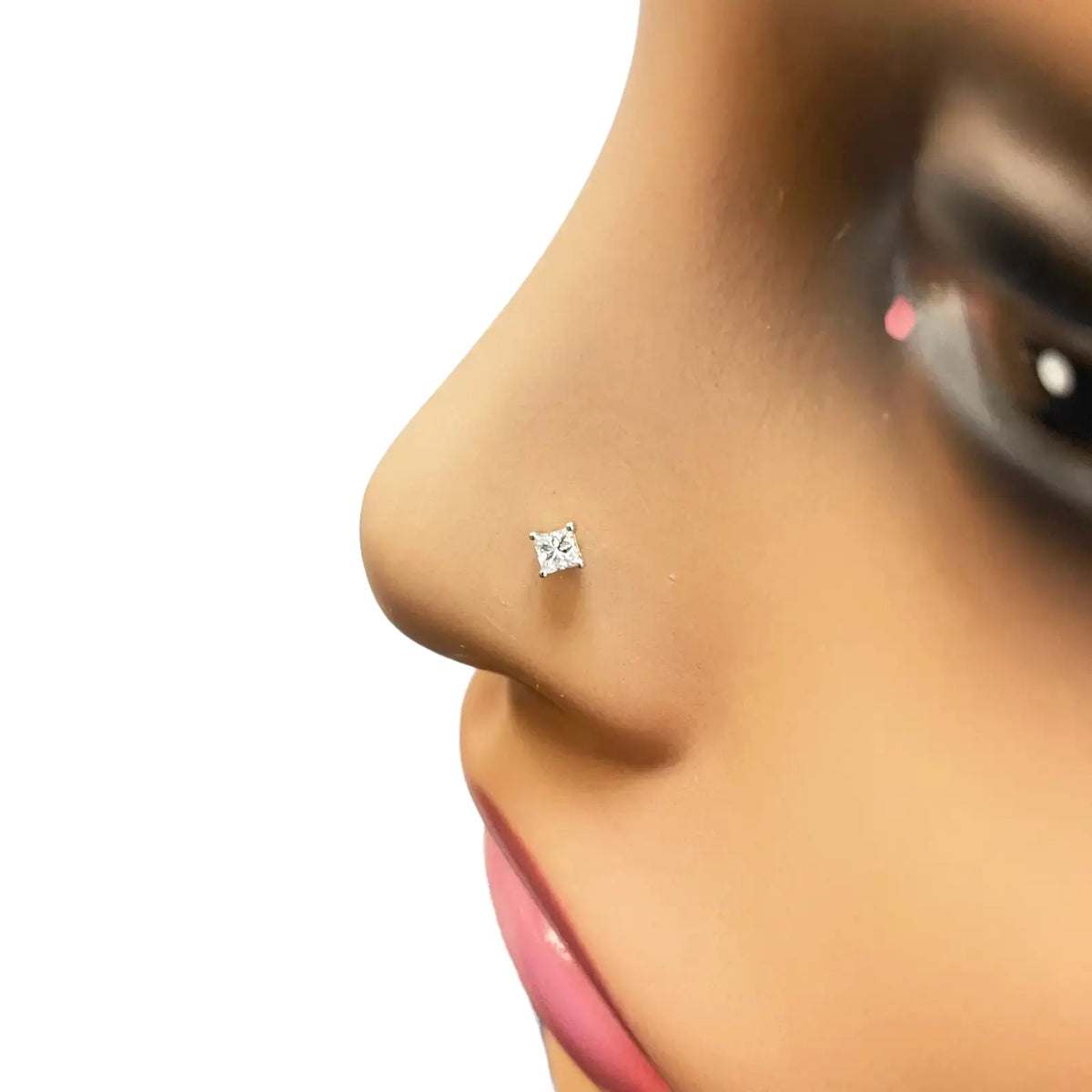 18ct White Or Yellow Gold Princess Diamond Nose Stud Pin 0.07ct 4 claw 2.8mm  Body Piercings