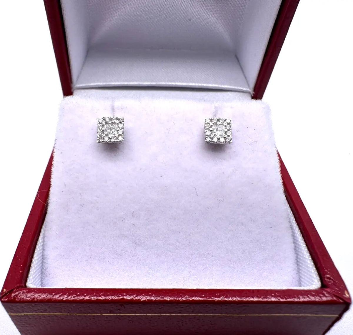 18ct White gold Round and Princess cut Diamonds Stud Earrings 0.21ct  Gold earring