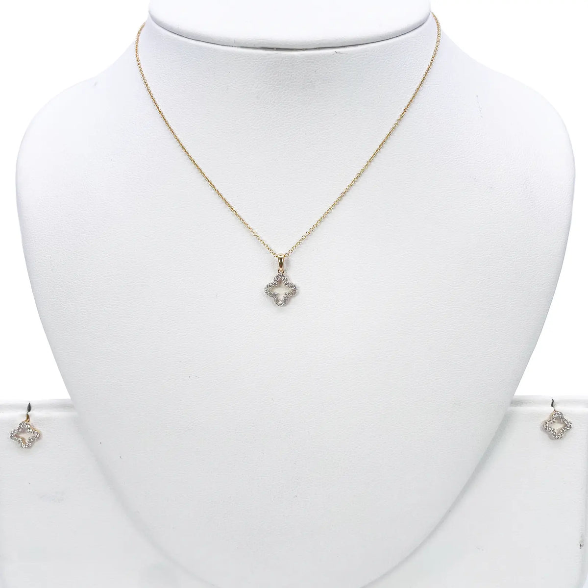 18ct Yellow Gold Diamond Clover Necklace Stud Earrings Matching Set 0.38ct 
