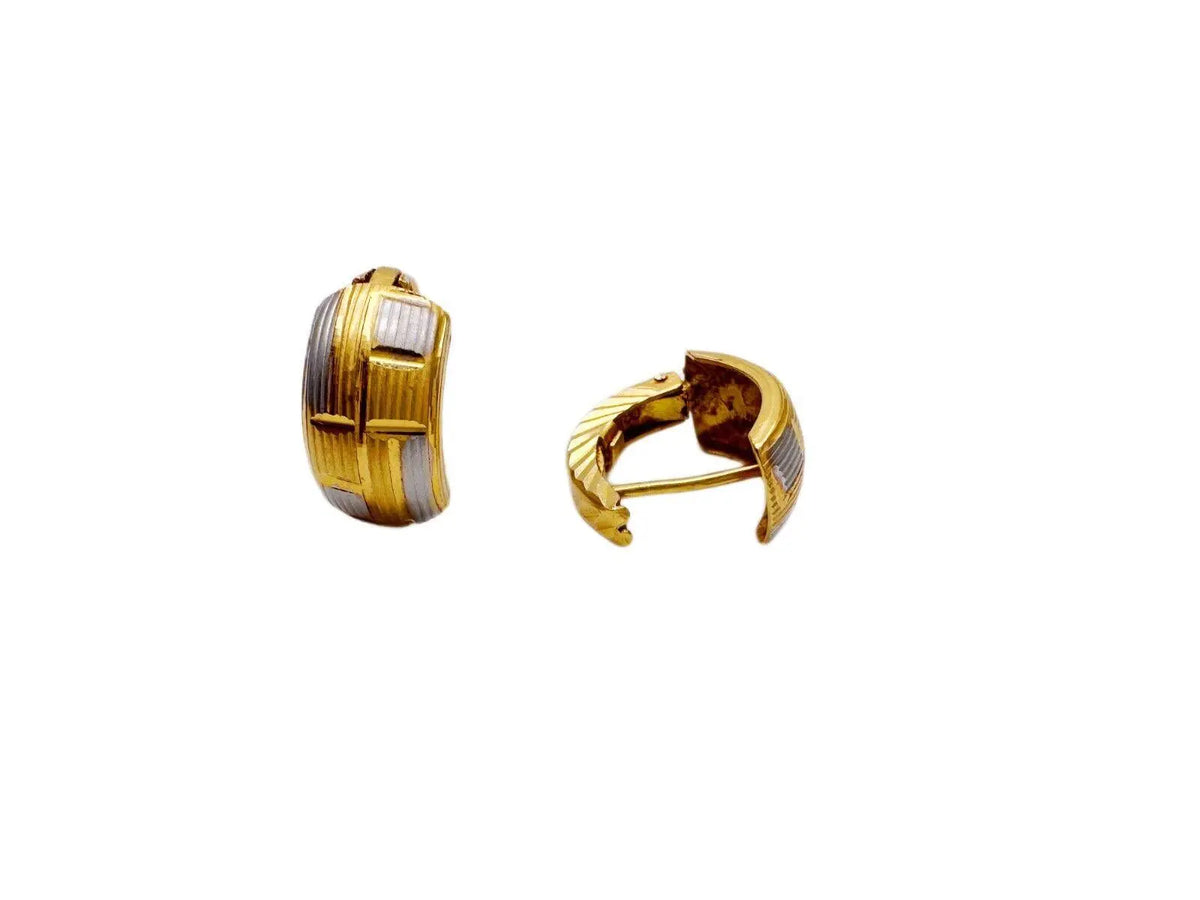 18ct Yellow Gold Diamond Cut Round Ball Earrings 