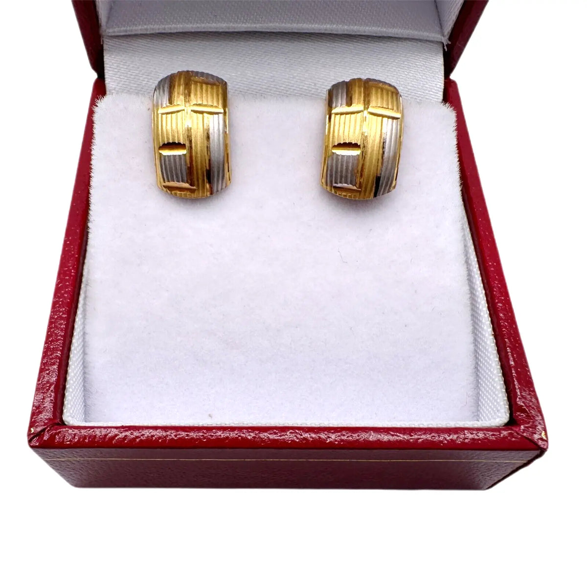 18ct Yellow Gold Diamond Cut Round Ball Earrings 